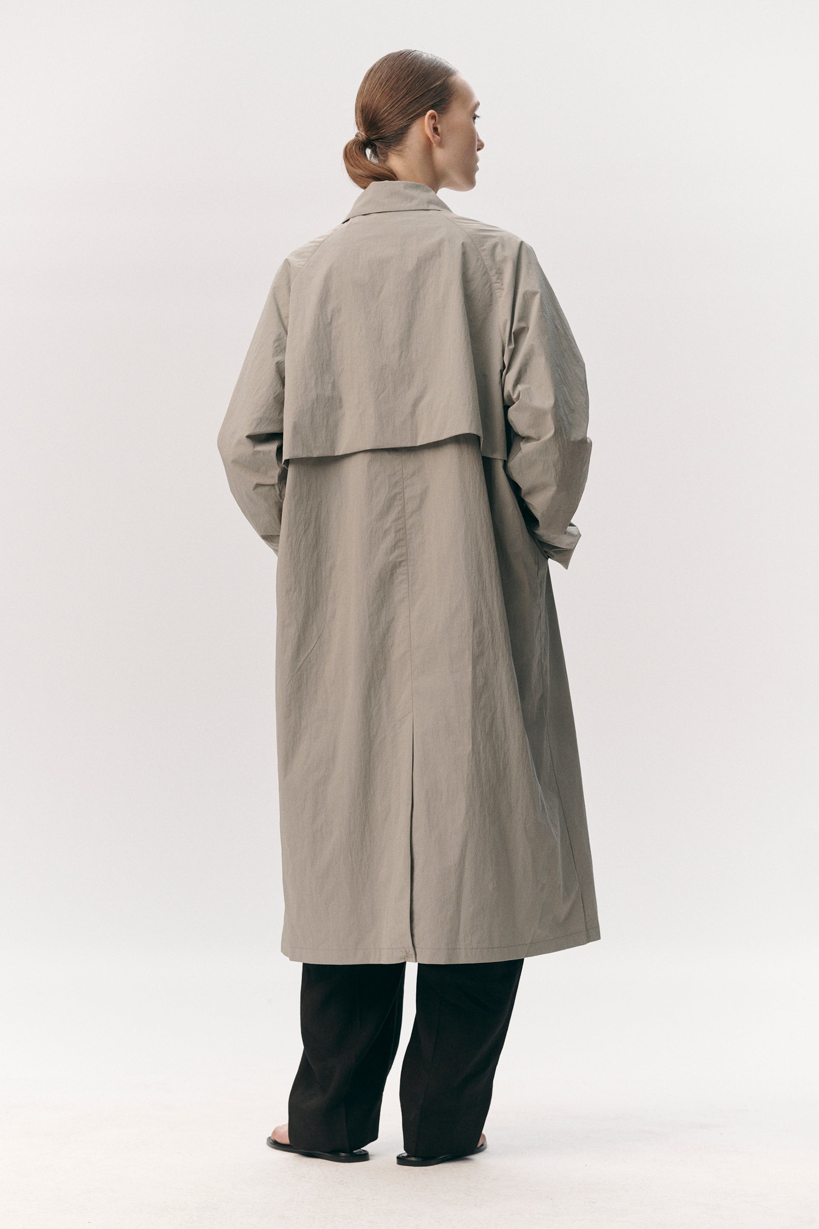 LONG COACH CRINCLE NYLON SS26 SAGE WOMEN