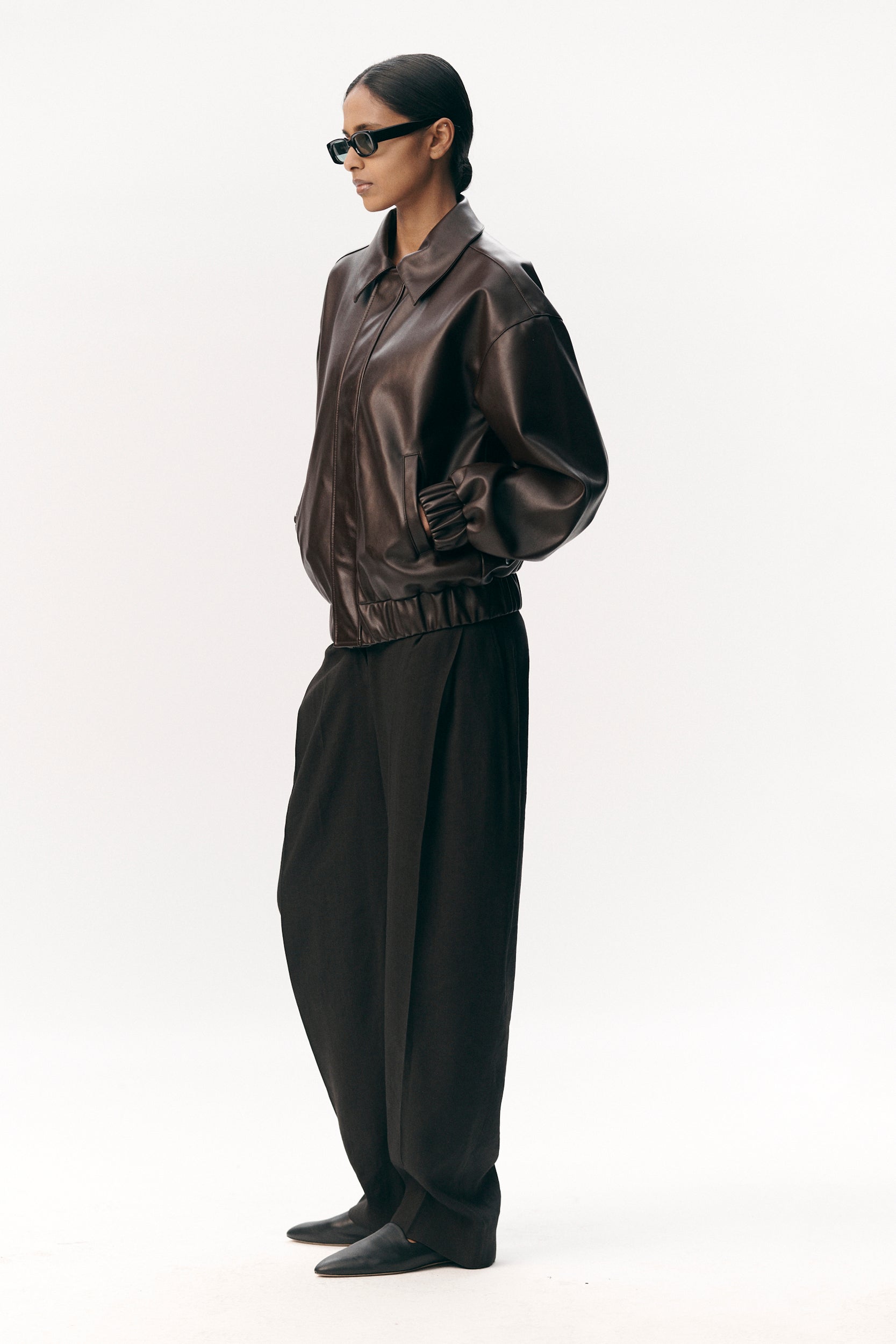 SHORT TRACKER WM SS26 DARK CHOCOLATE