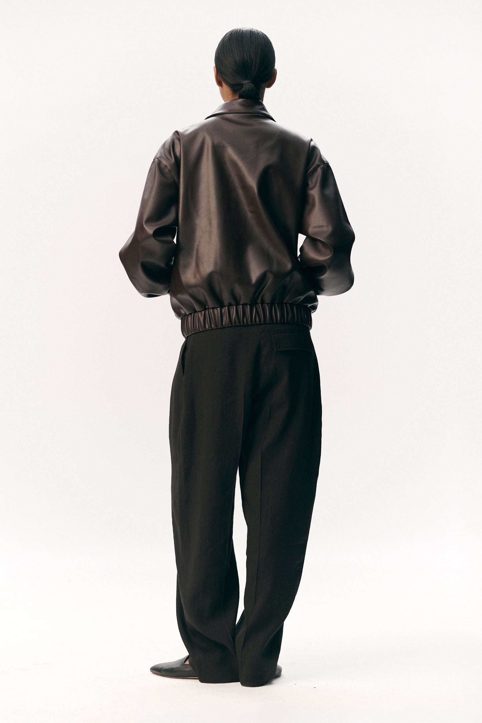 SHORT TRACKER WM SS26 DARK CHOCOLATE