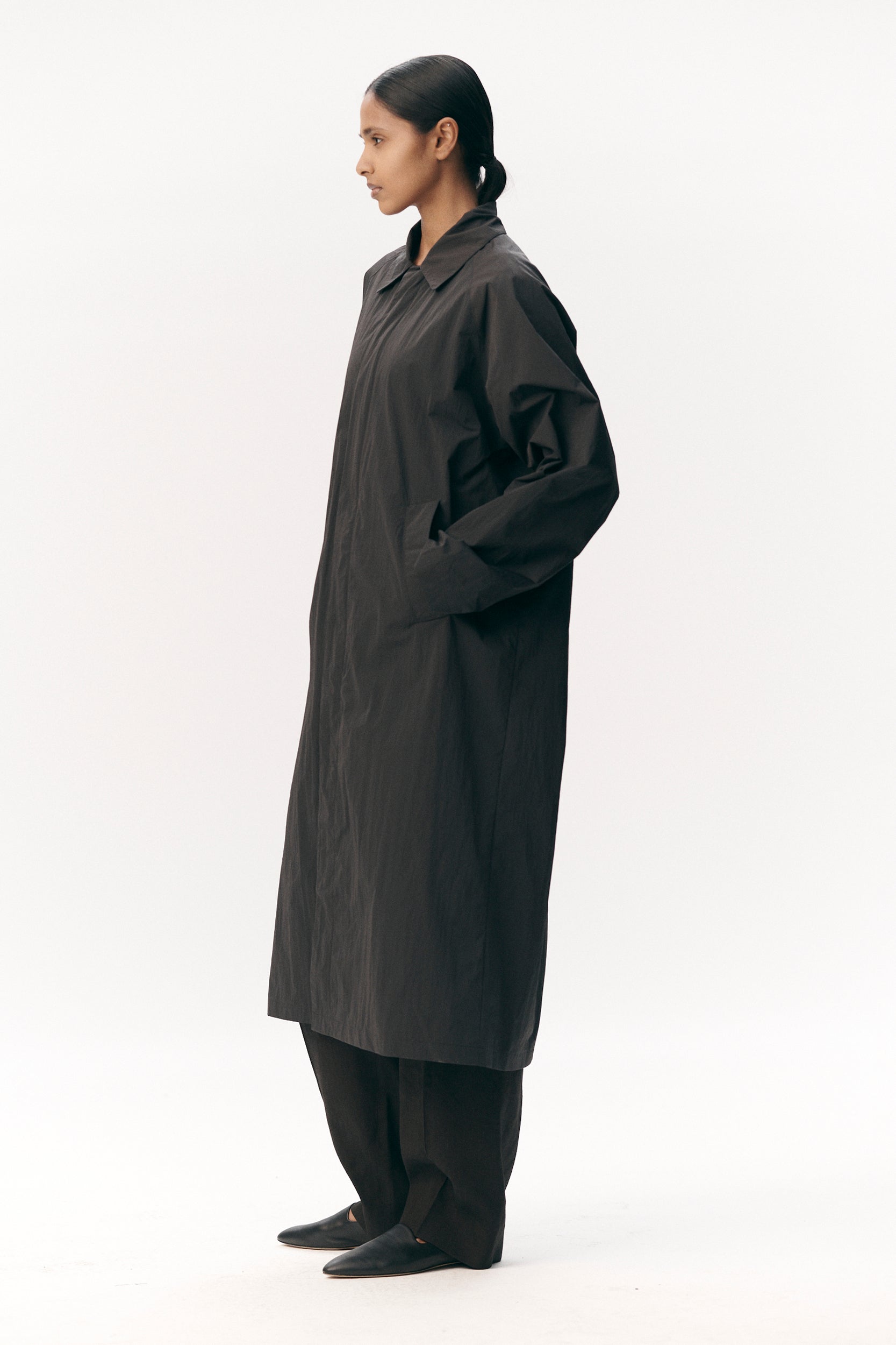 LONG COACH CRINCLE NYLON SS26 BLACK WOMEN