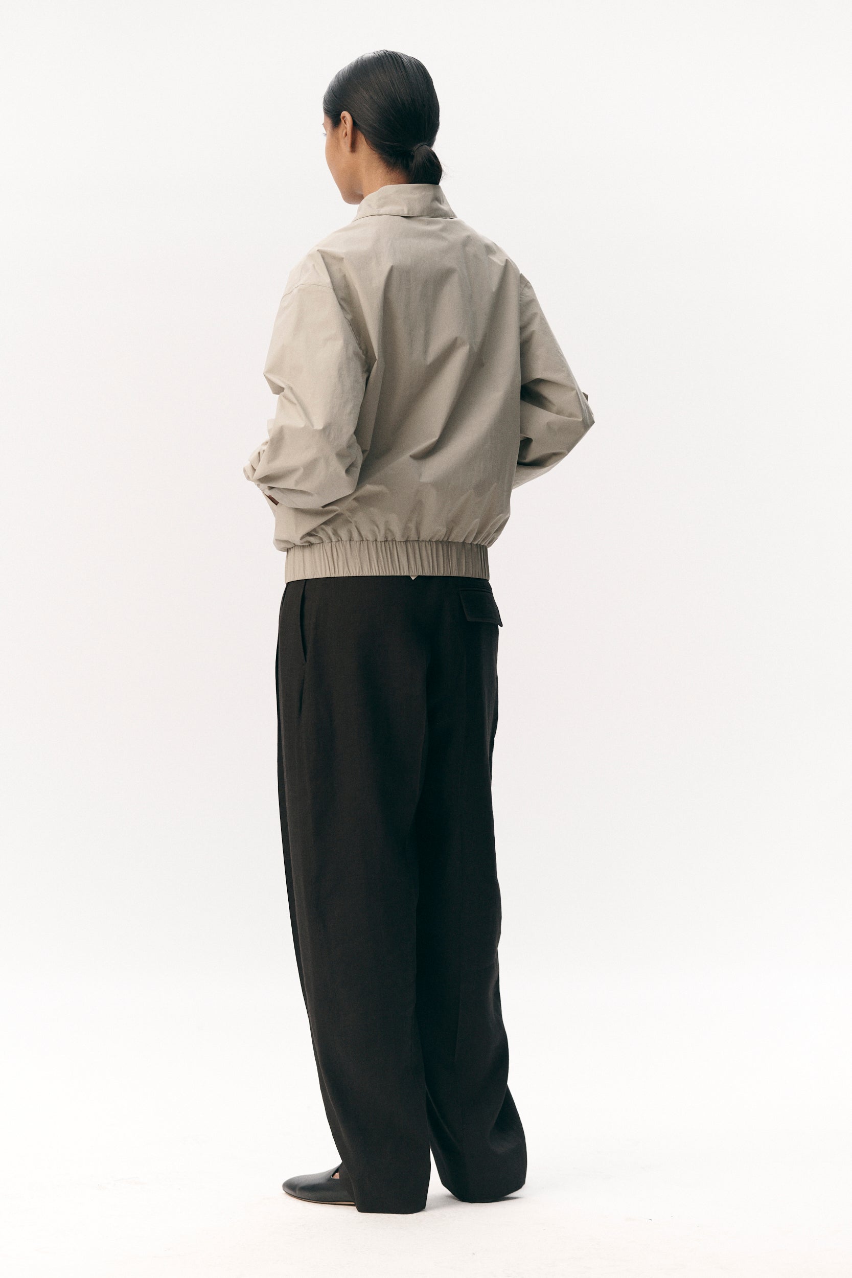 SHORT TRACKER WM NYLON SS26 LIGHT ARMY