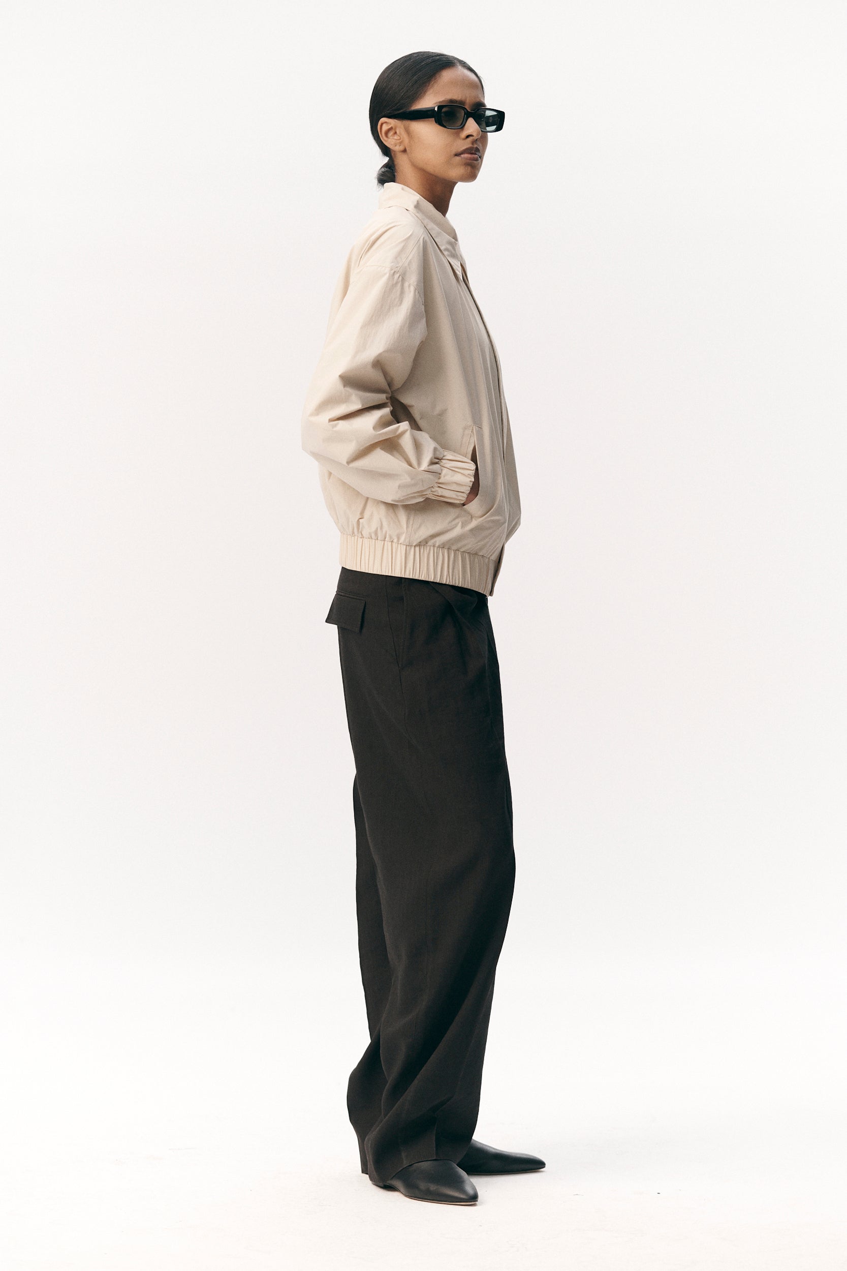SHORT TRACKER WM NYLON SS26 BEIGE
