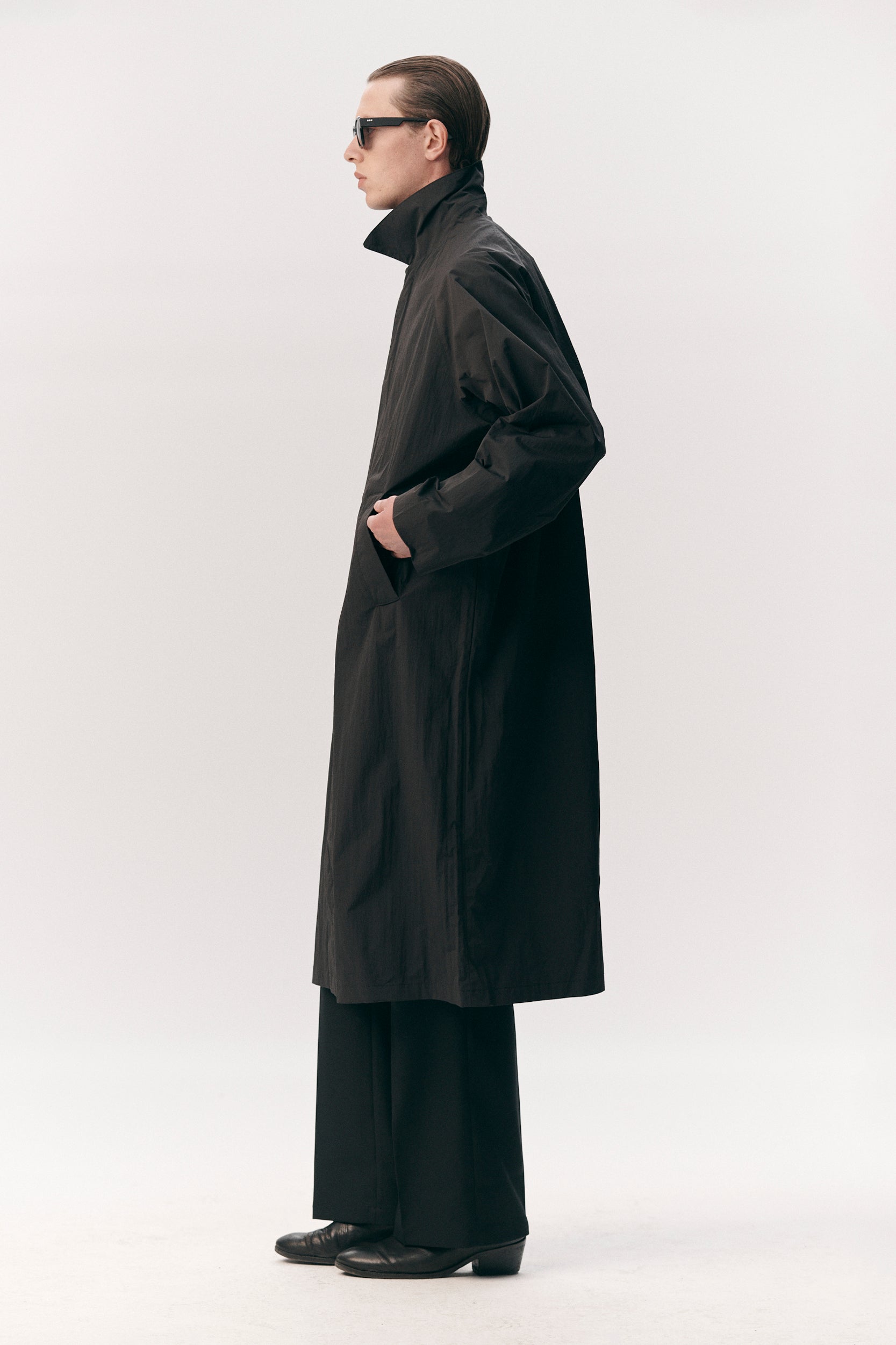 LONG COACH CRINCLE NYLON SS26 BLACK