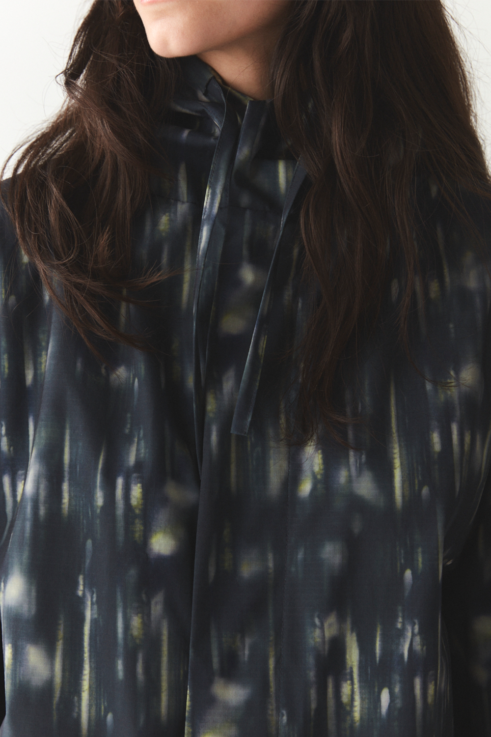 PARKA MET CAPUCHON VISTALEN PRINT SS'24 MARINE 