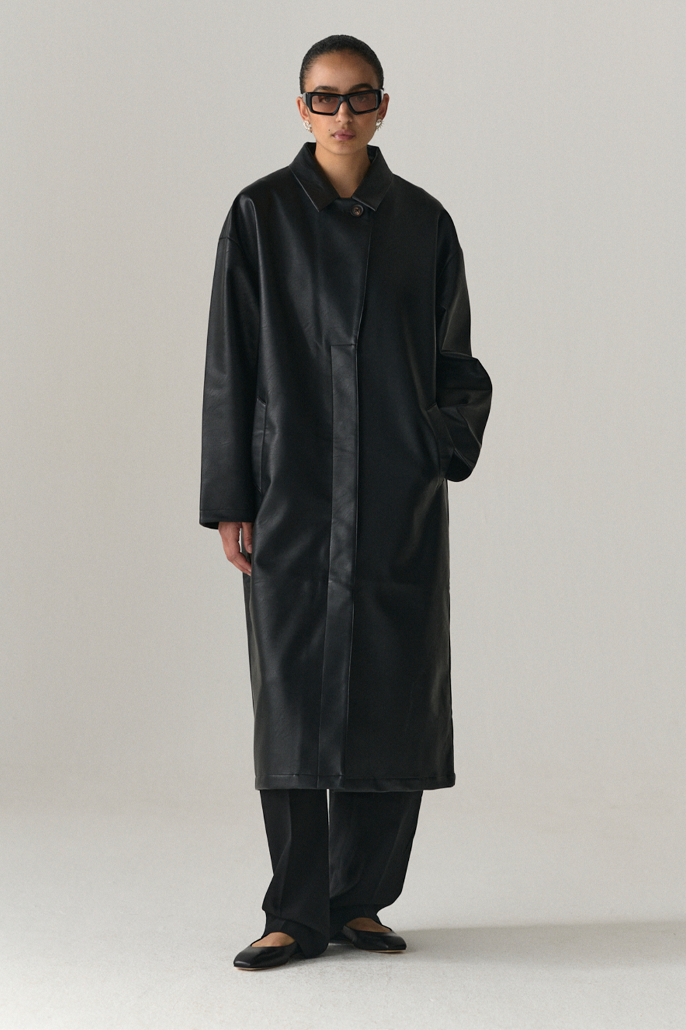 JANICE B FAUX L SS25 BLACK