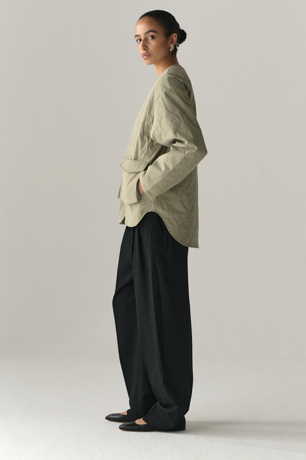 PADDED LINER UNI SS25 LIGHT ARMY