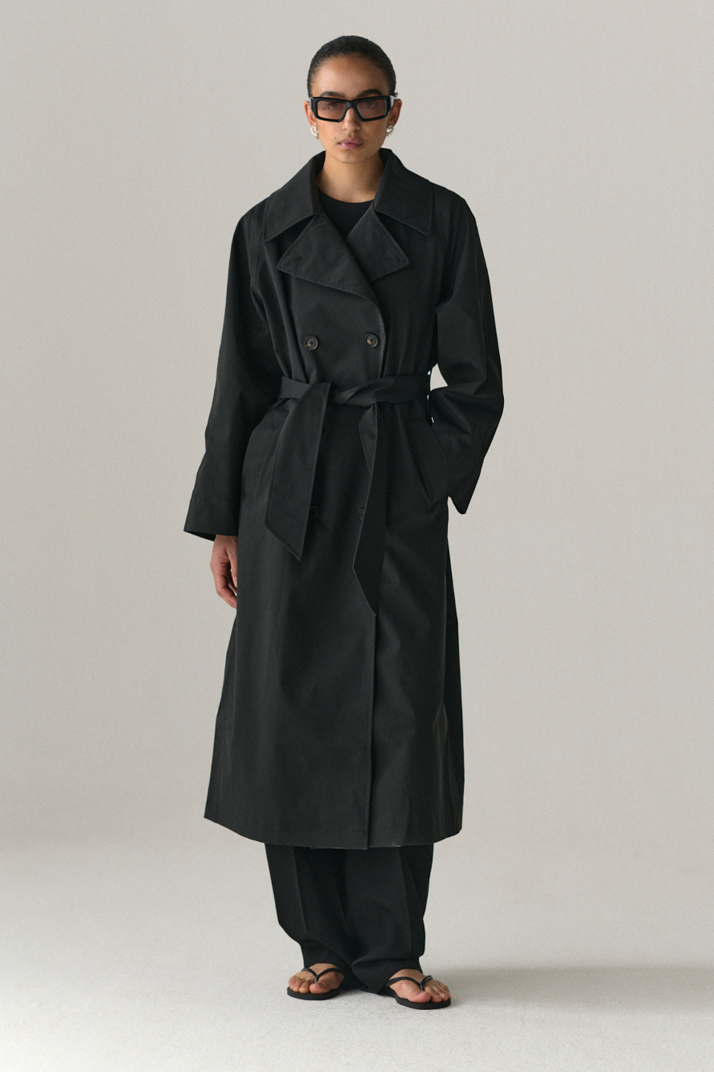 ROOMY TRENCH SS25 WASHED BLACK