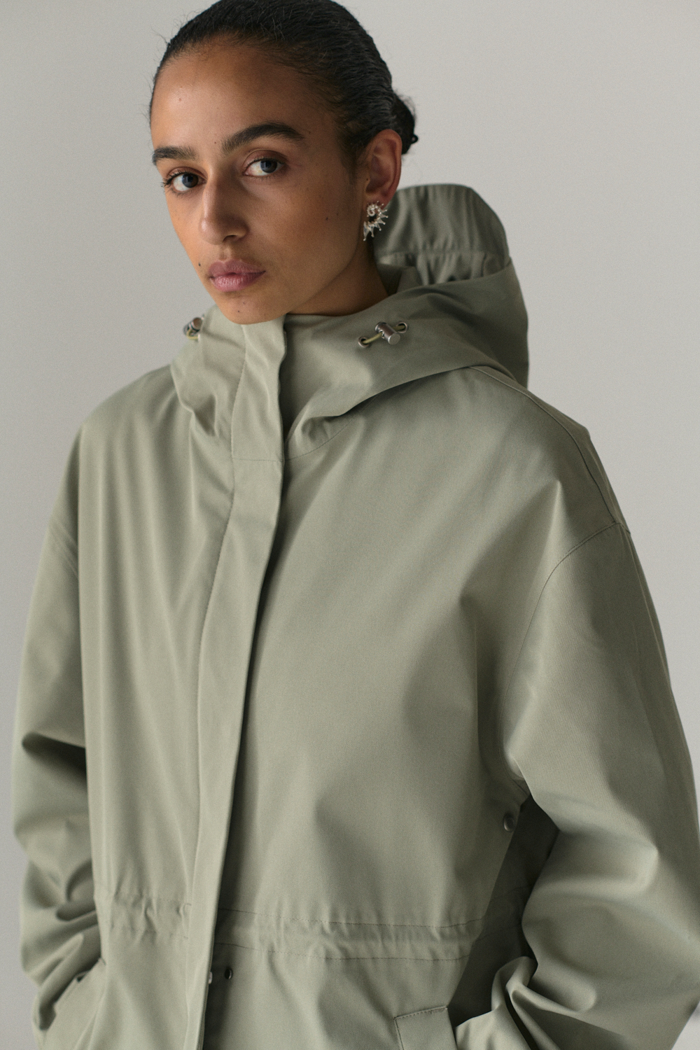 ROOMY LONG TUBE TWILL SS25 LIGHT GREY ARMY