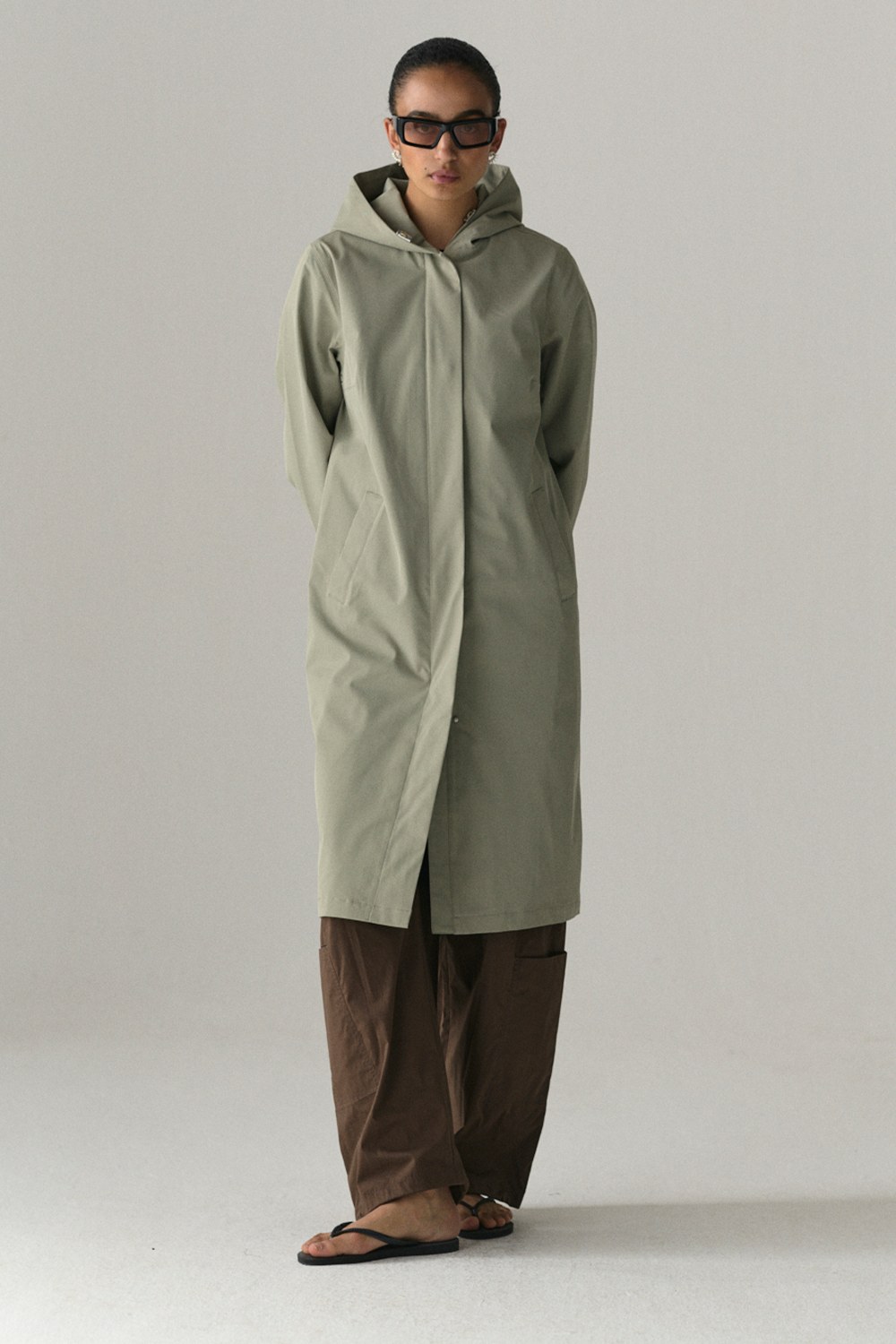 NOT SO LONG TUBE STRETCH TWILL SS25 LIGHT GREY ARMY