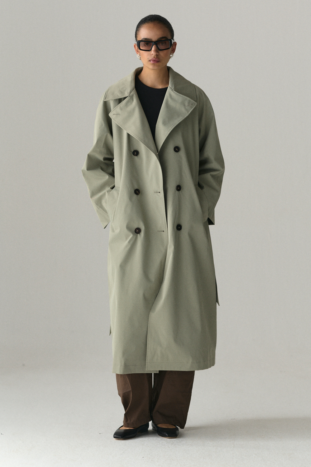 ROOMY TRENCH SS25 LIGHT GREY ARMY