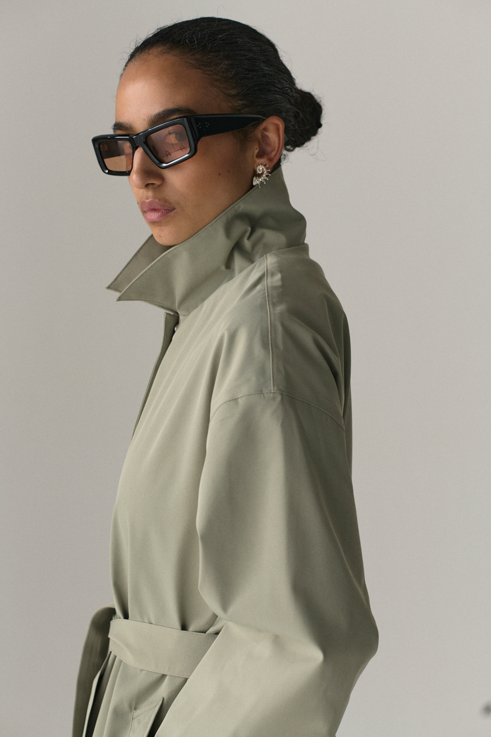 RACHEL G STRETCH TWILL SS25 LIGHT GREY ARMY