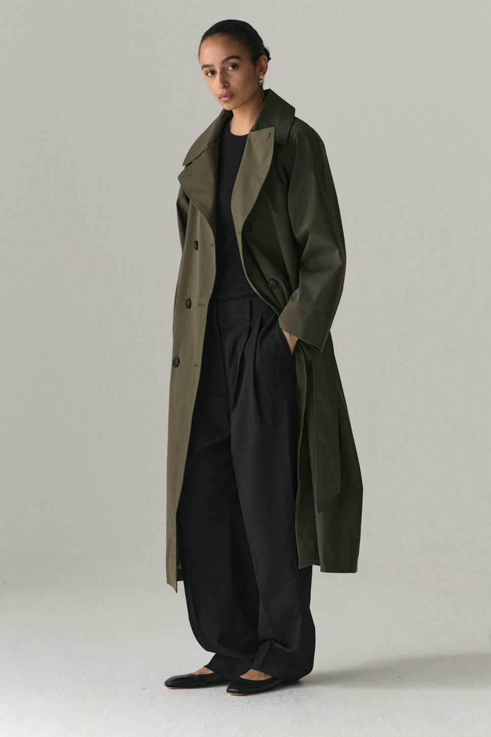 ROOMY TRENCH SS25 WASHED FOREST