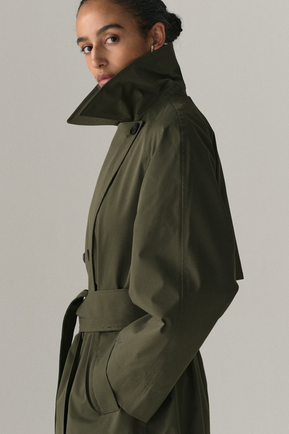 ROOMY TRENCH SS25 WASHED FOREST