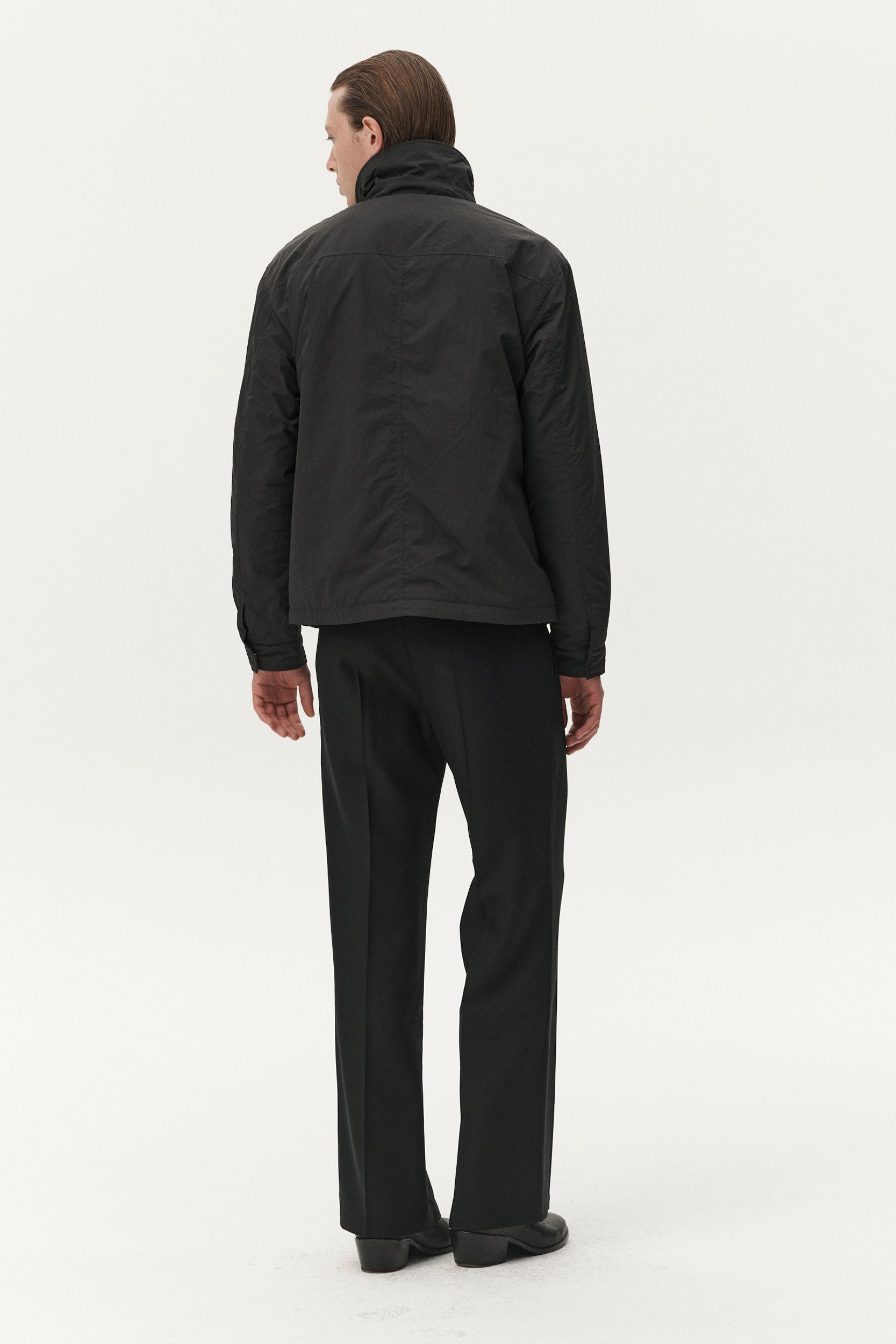 ZIP UP CRINCLE AW25 BLACK