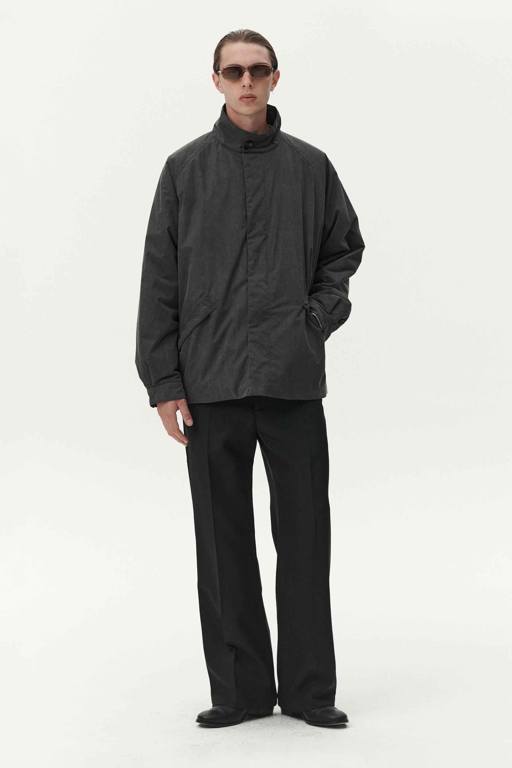 SHORT COACH WASHED AW25 WASHED BLACK