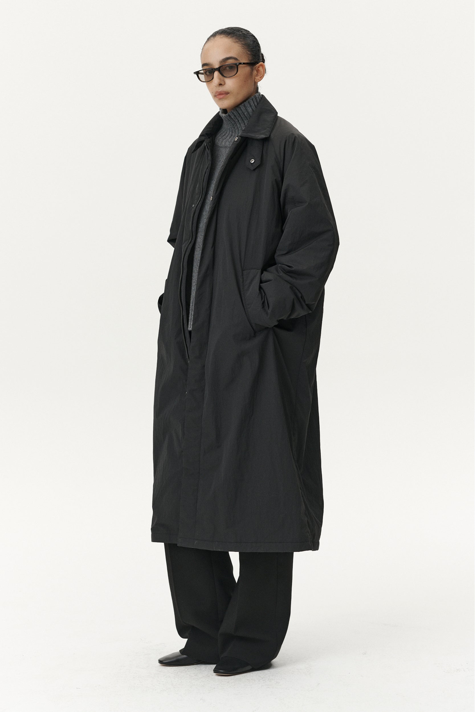 LONG COACH CRINCLE AW25 BLACK WOMENS