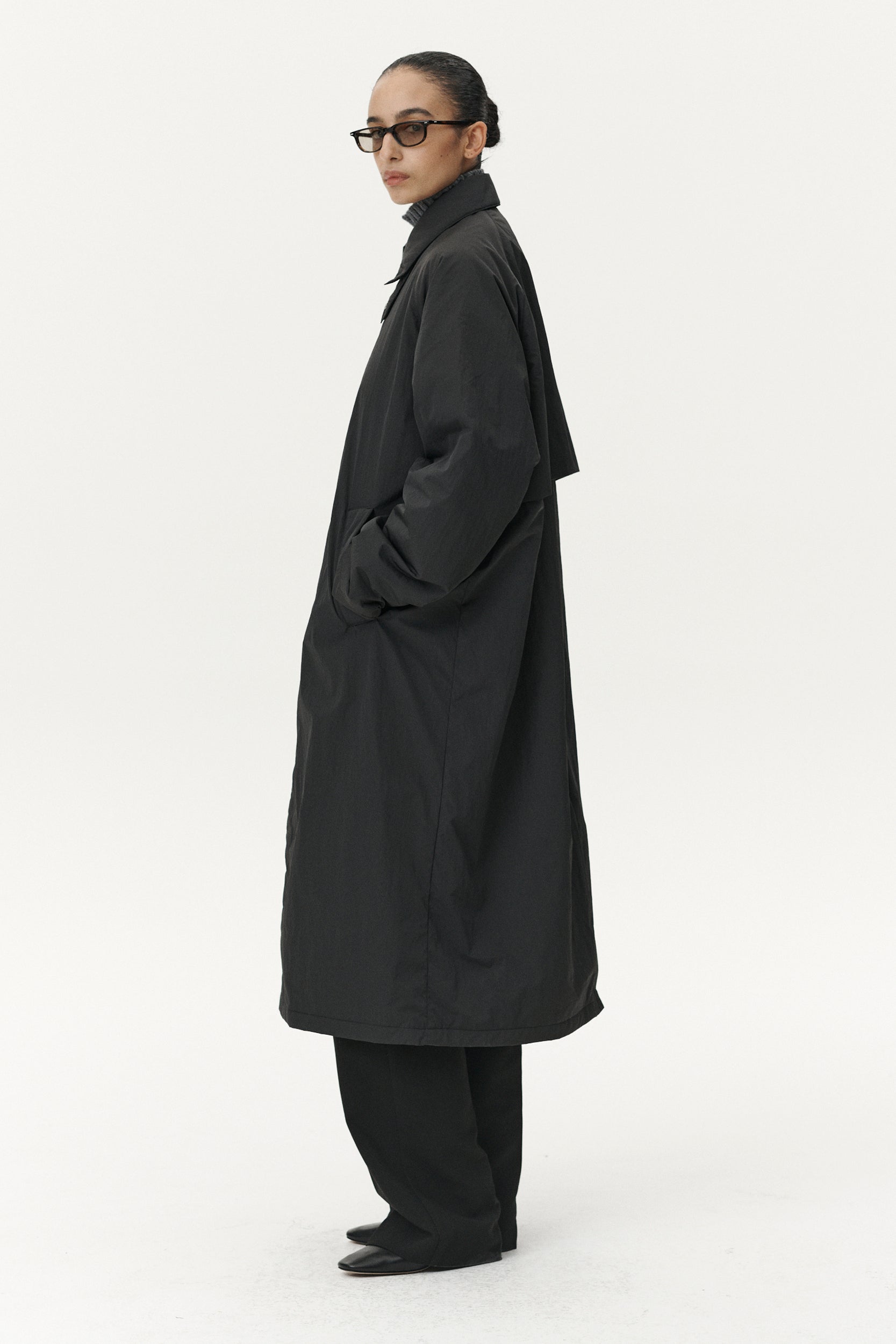 LONG COACH CRINCLE AW25 BLACK WOMENS