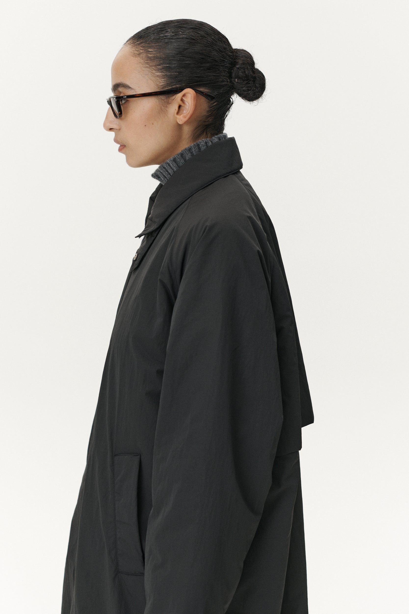LONG COACH CRINCLE AW25 BLACK WOMENS