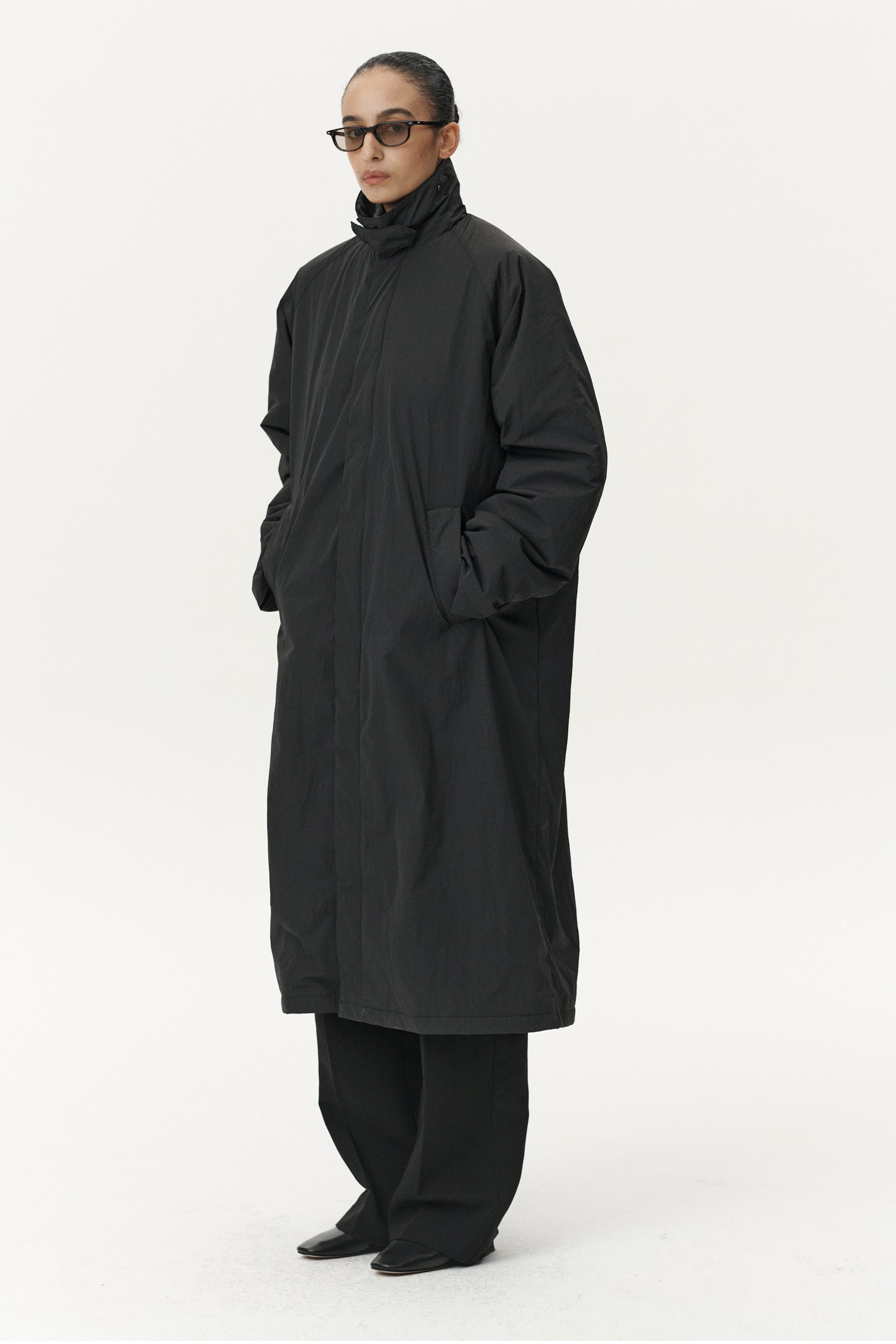 LONG COACH CRINCLE AW25 BLACK WOMENS