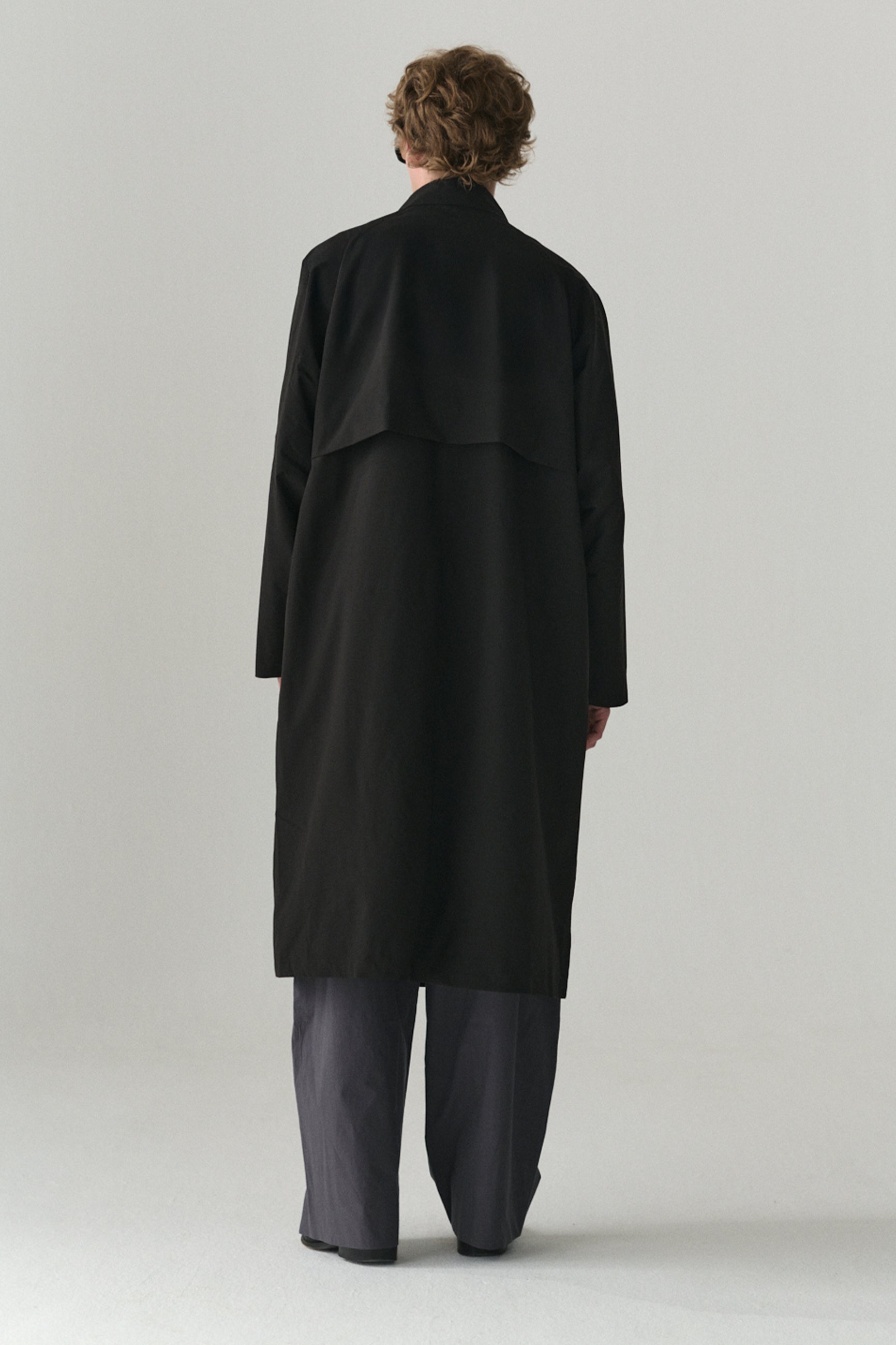 LONG COACH GN SS25 BLACK MENS