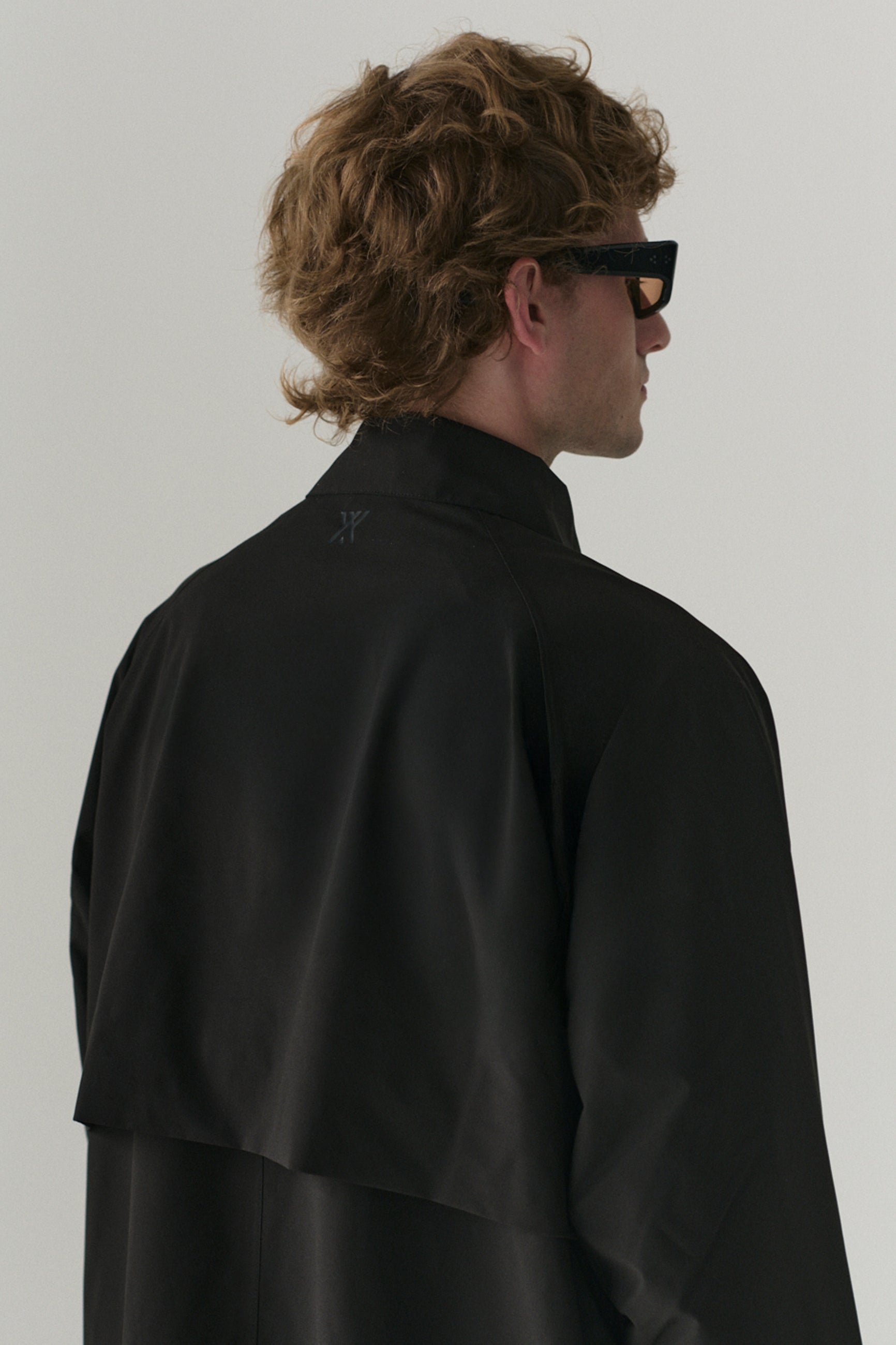 LONG COACH GN SS25 BLACK MENS