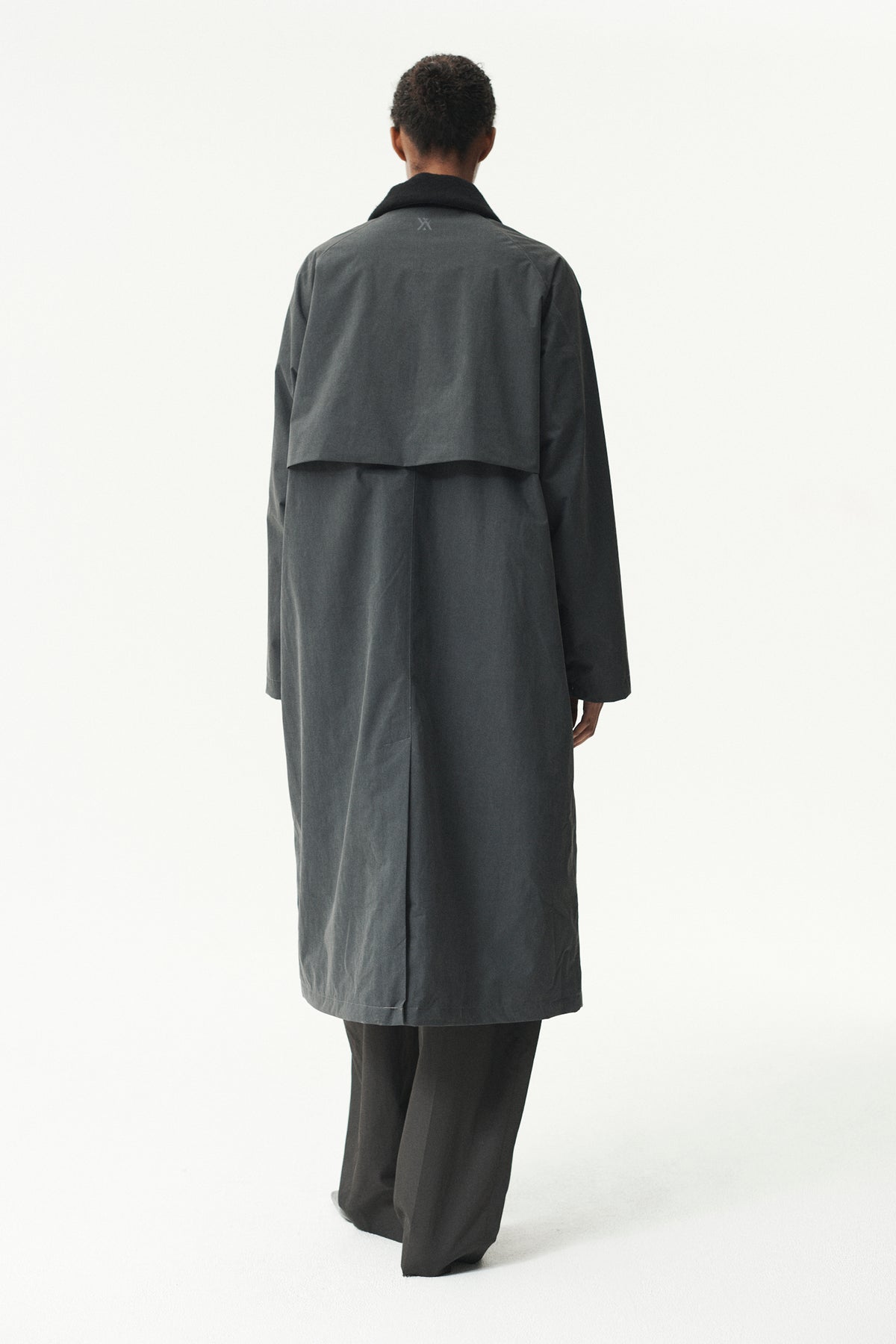 LONG COACH WASHED WOMEN AW26 WASHED BLACK