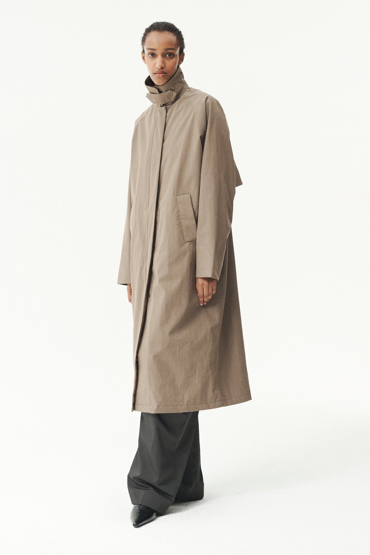 LONG COACH WASHED TENCEL WOMEN AW26 FADED CAMEL