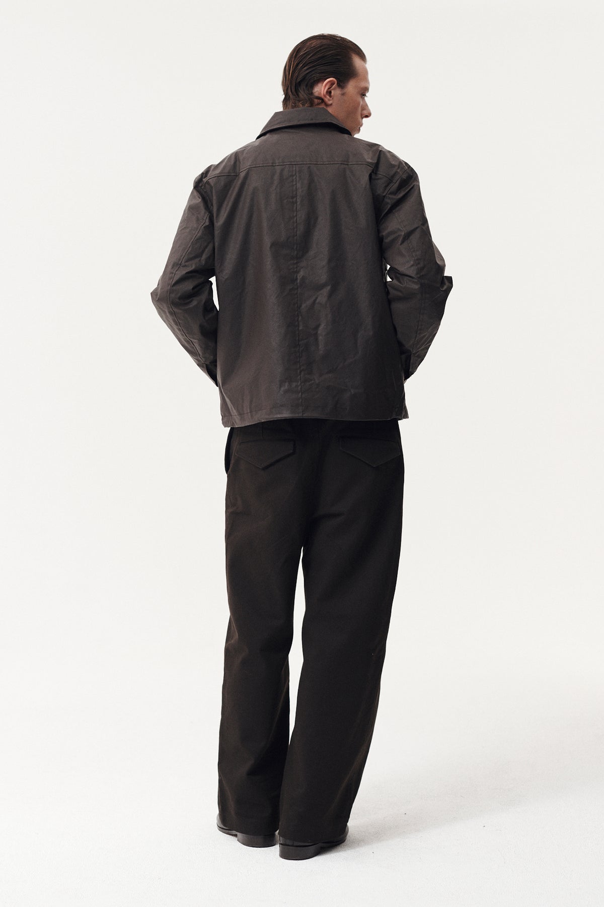 ZIP UP WAX CORDU AW26 CHOCOLATE