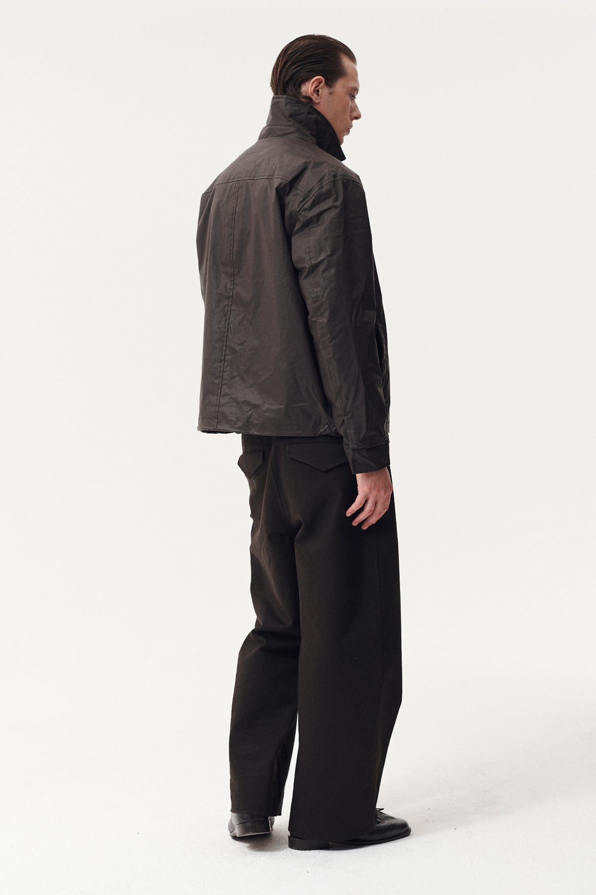 ZIP UP WAX CORDU AW26 CHOCOLATE