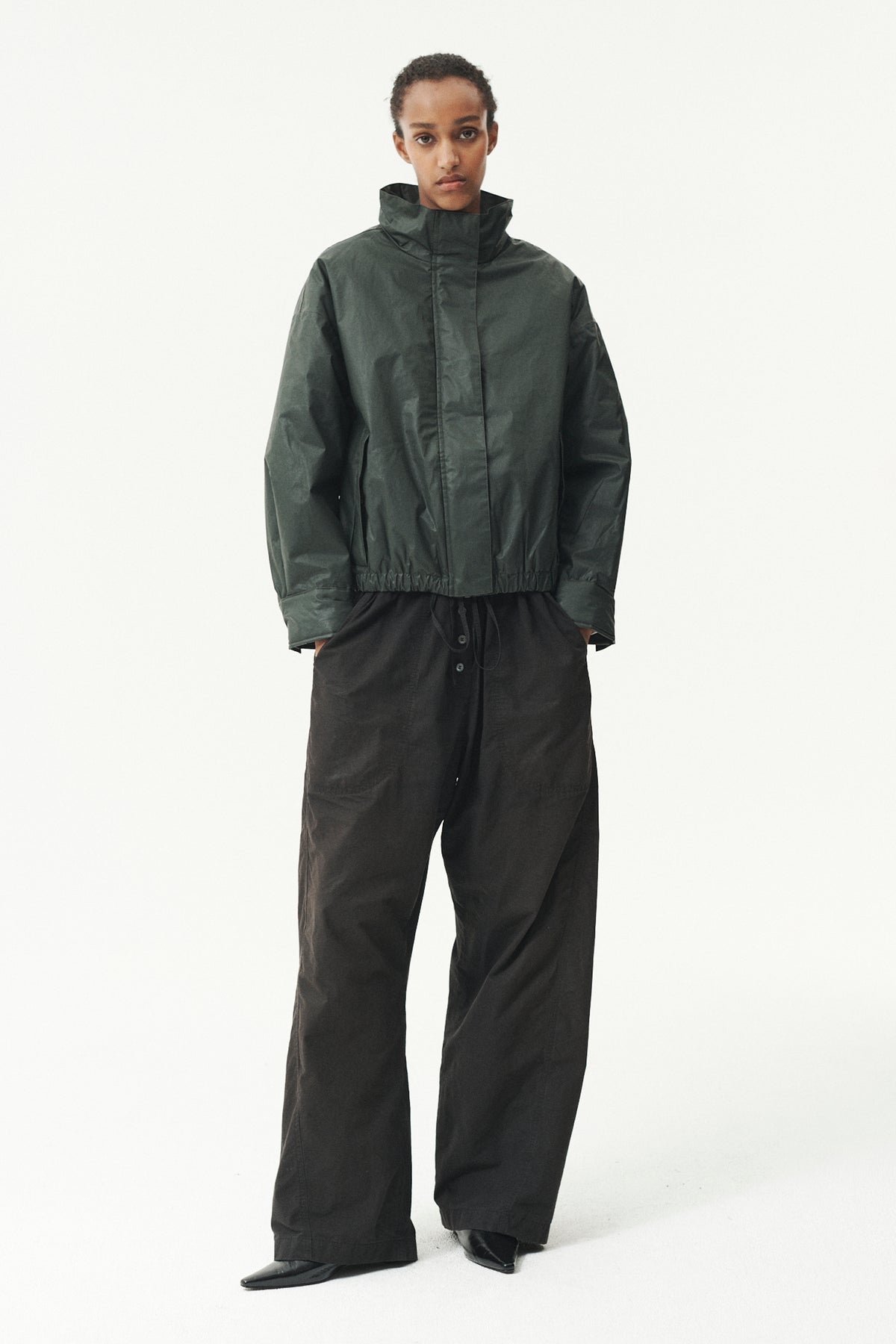 LIVA WAX AW26 DARK GREY GREEN
