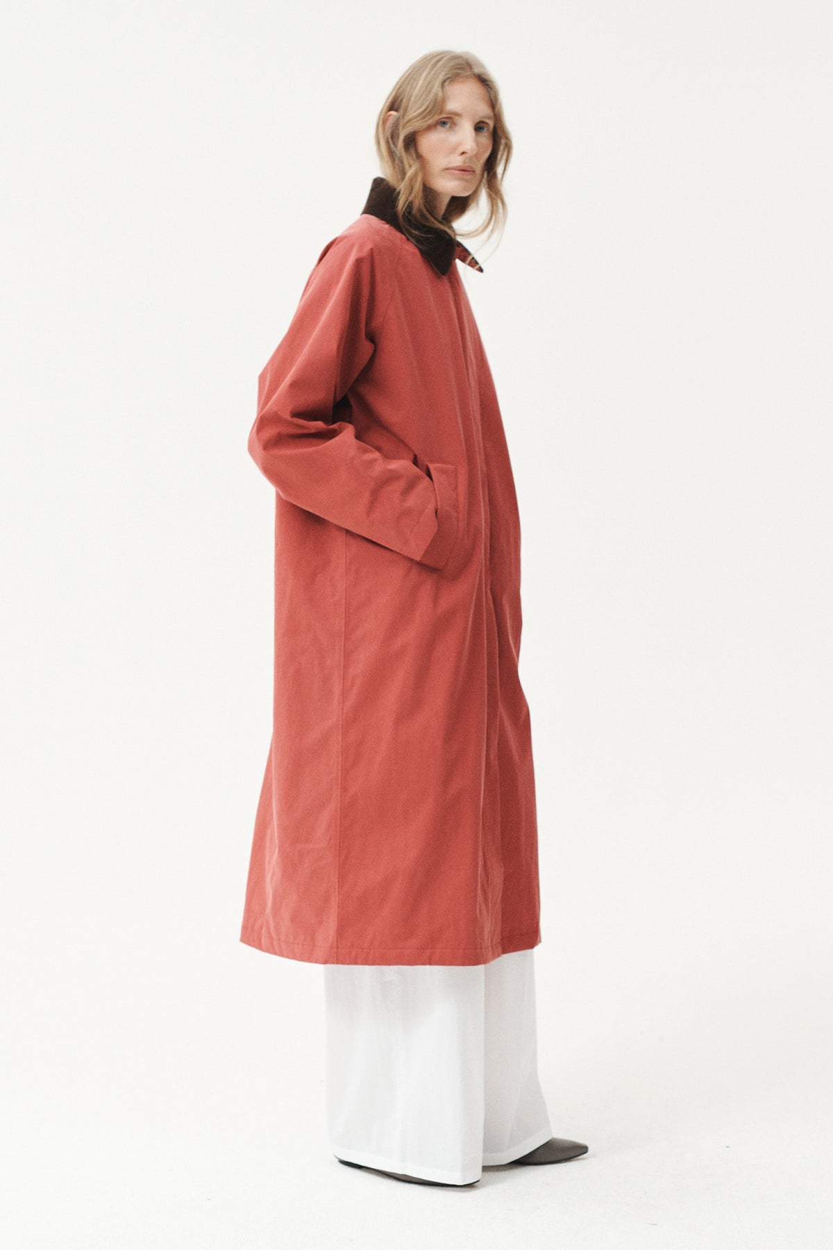 LONG COACH WASHED TENCEL WOMEN AW26 FADED CHERRY
