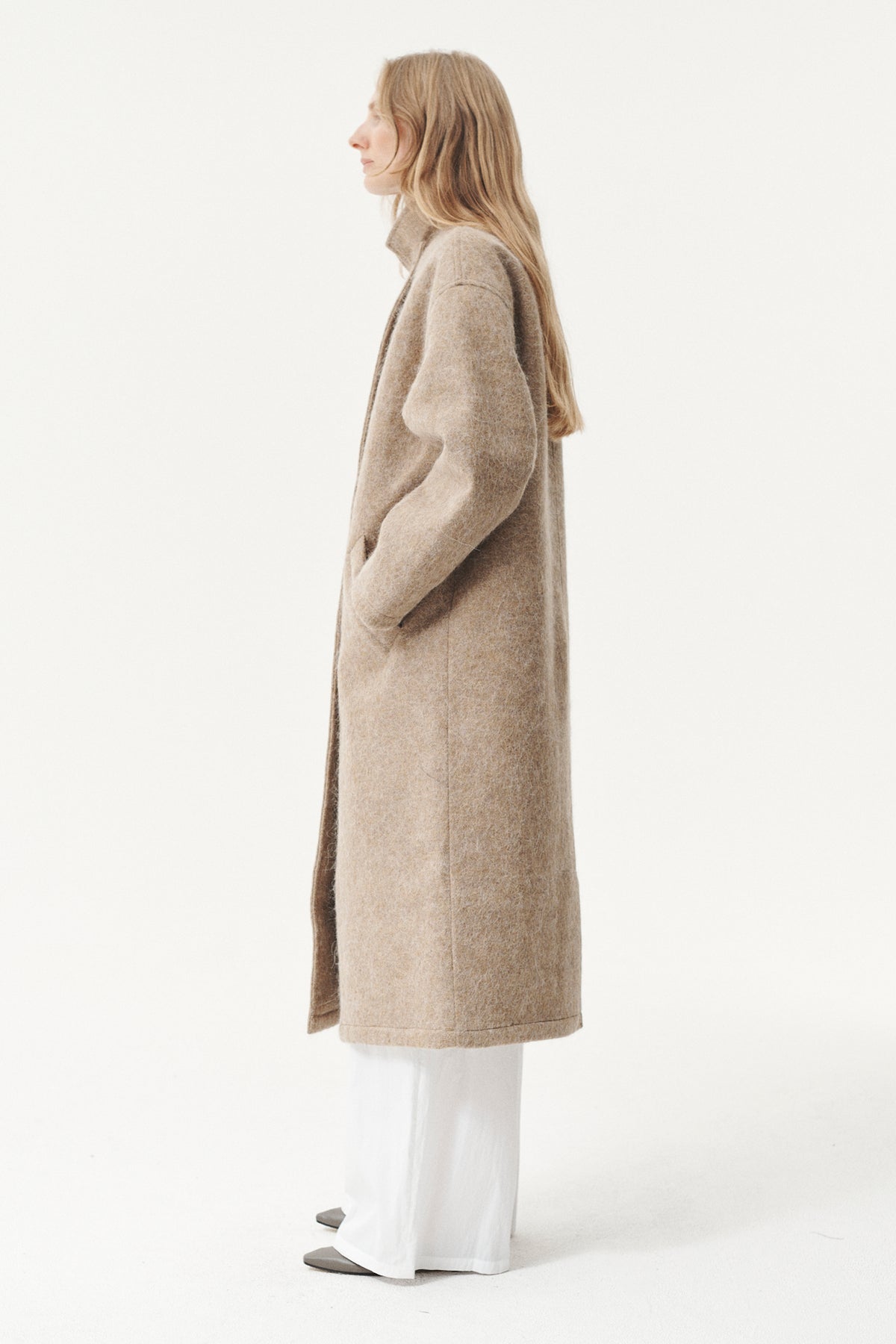BB OVERCOAT AW26 CAMEL