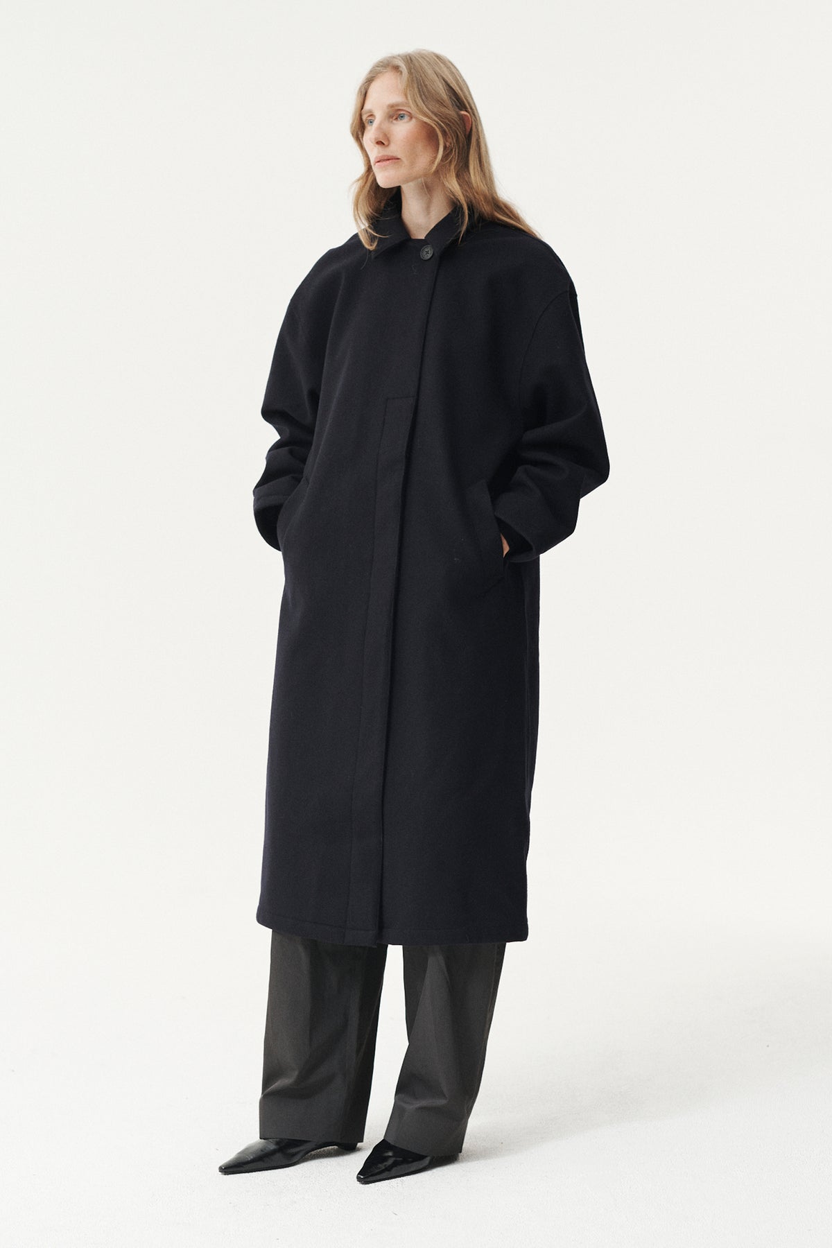 JANICE B TECHWOOL AW26 NAVY
