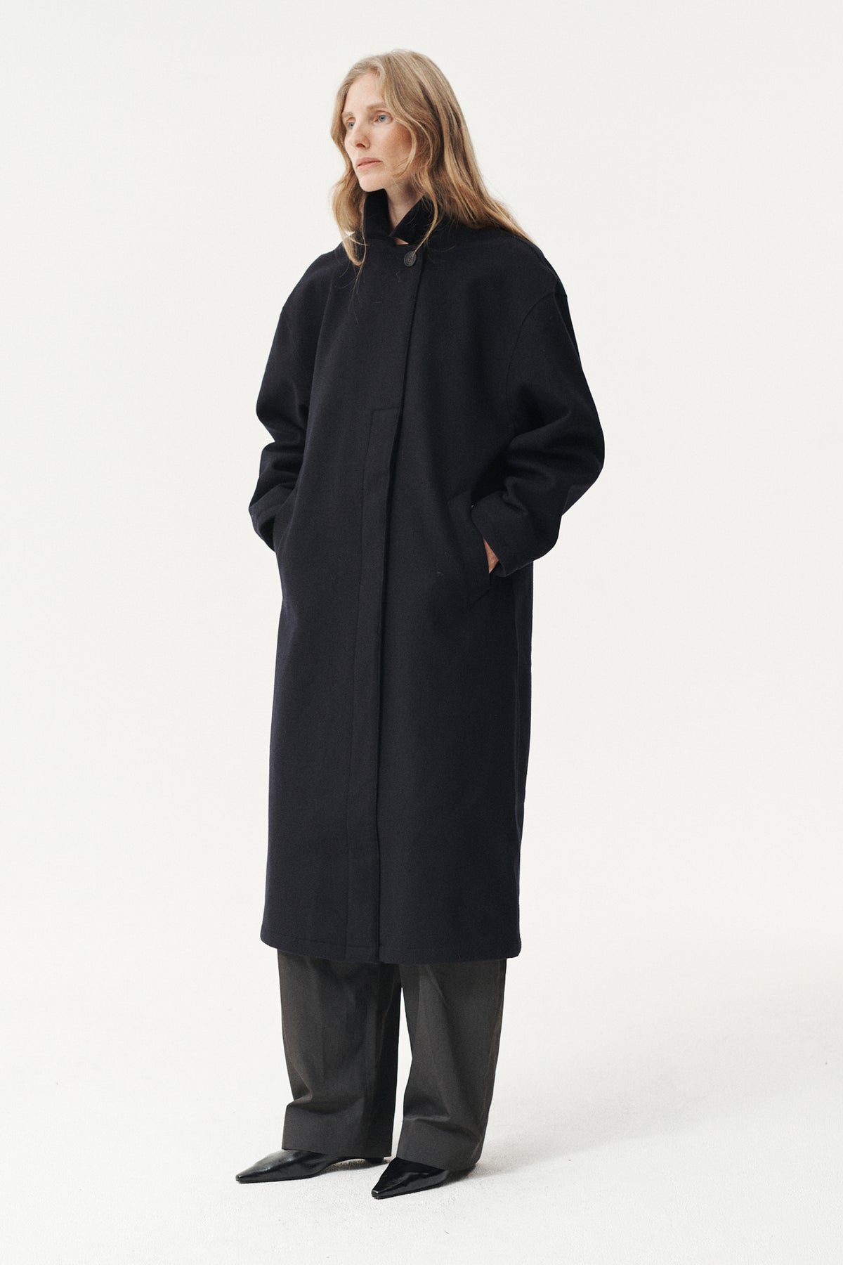 JANICE B TECHWOOL AW26 NAVY