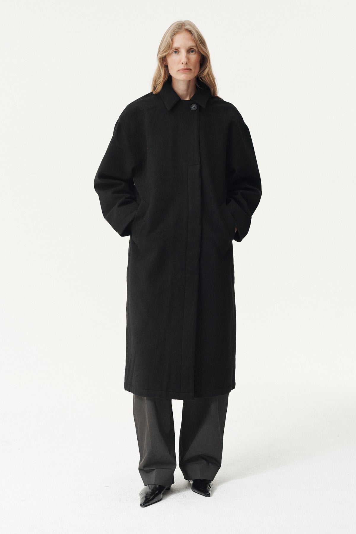 JANICE B TECHWOOL AW26 BLACK