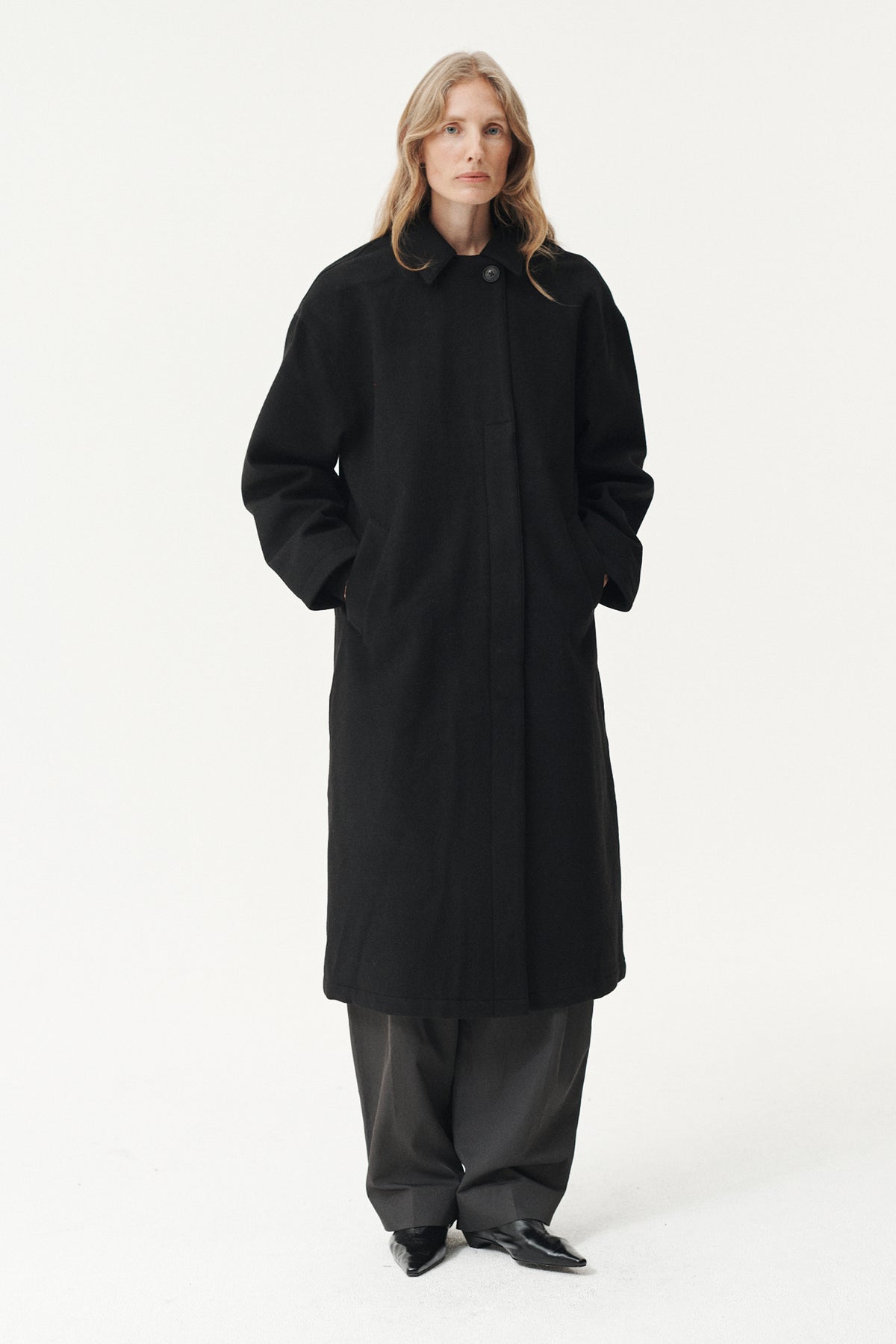 JANICE B TECHWOOL AW26 BLACK