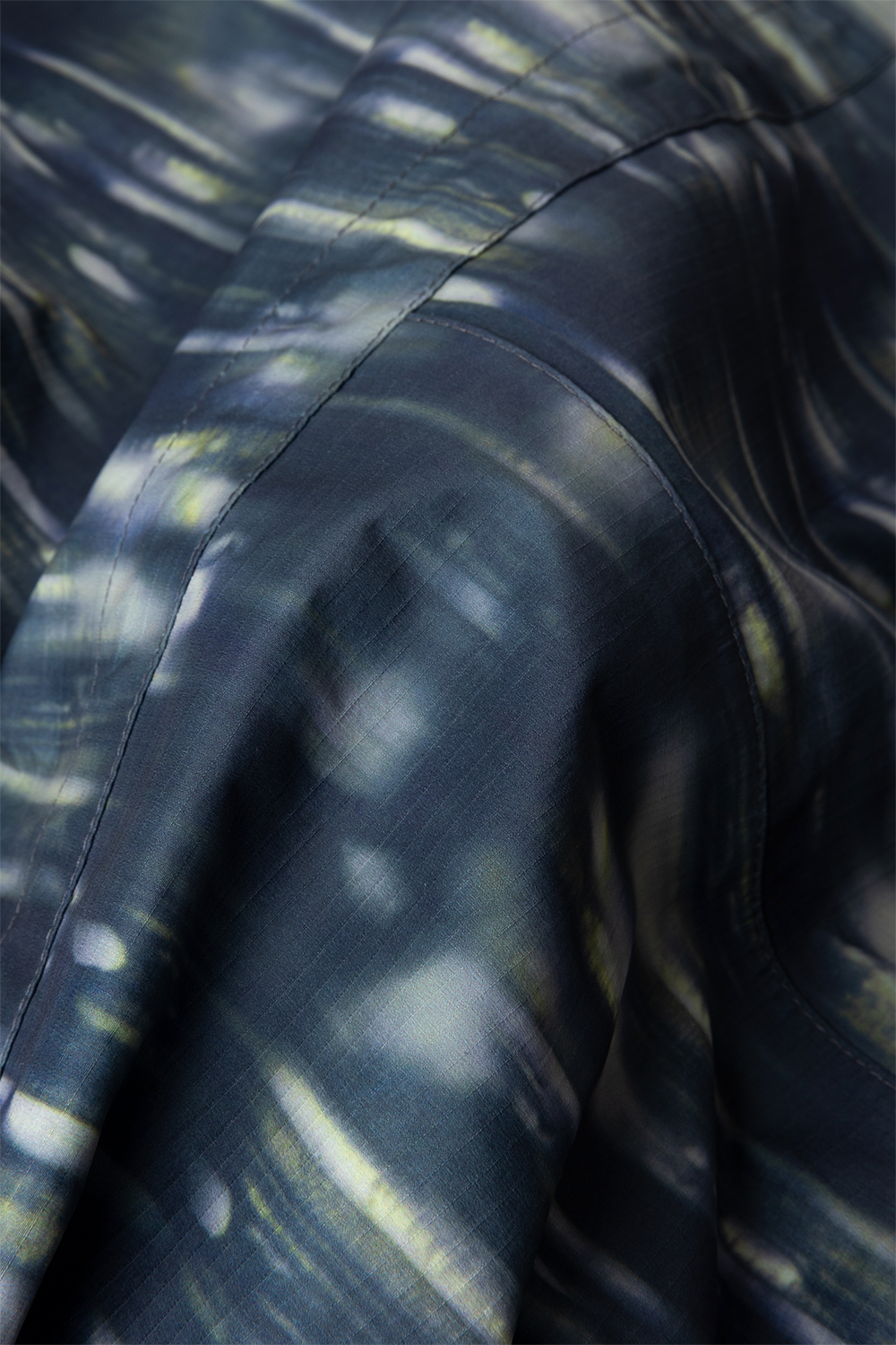 PARKA MET CAPUCHON VISTALEN PRINT SS'24 MARINE 
