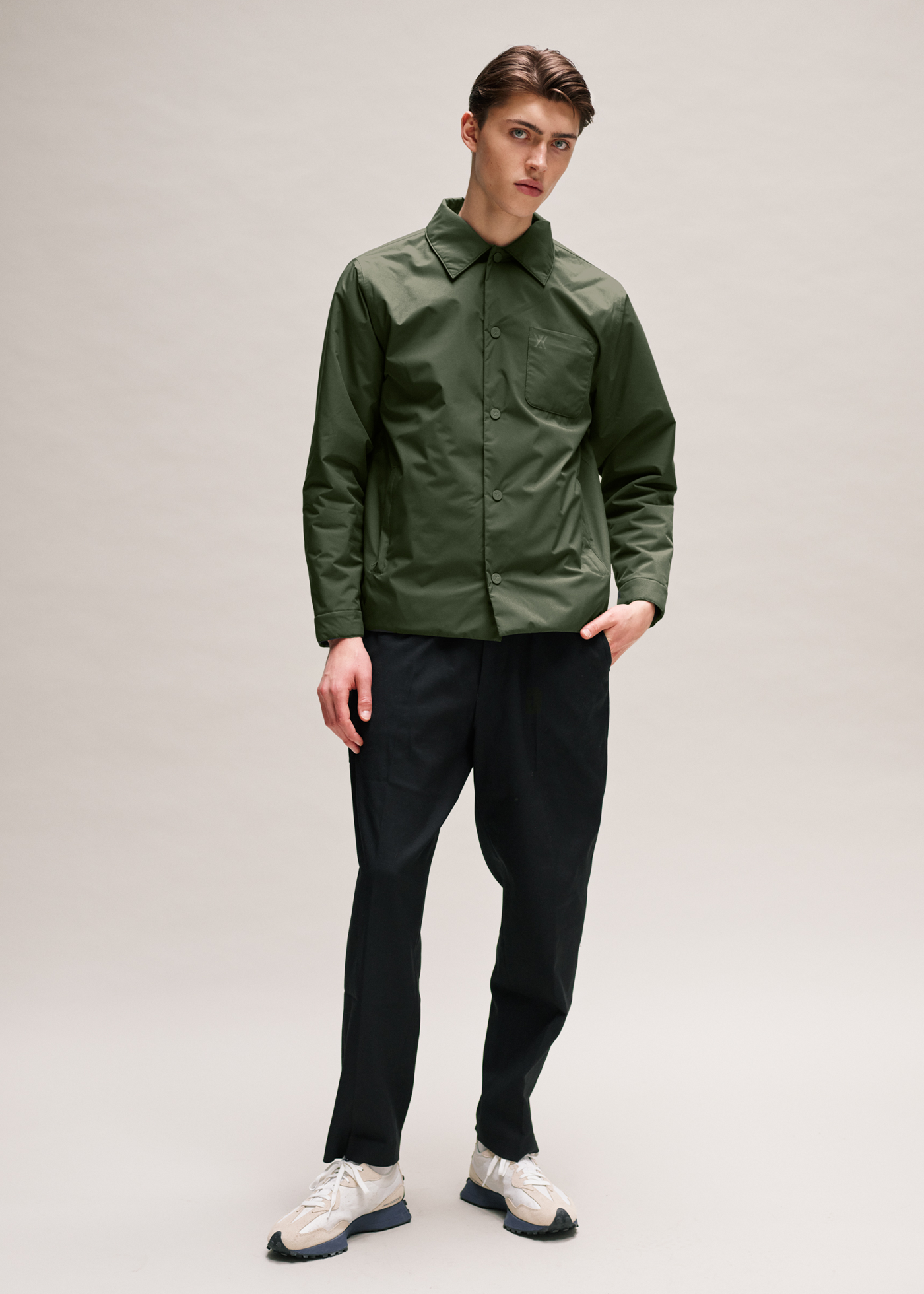 Overhemdjack Gewatteerd Olijf SS21